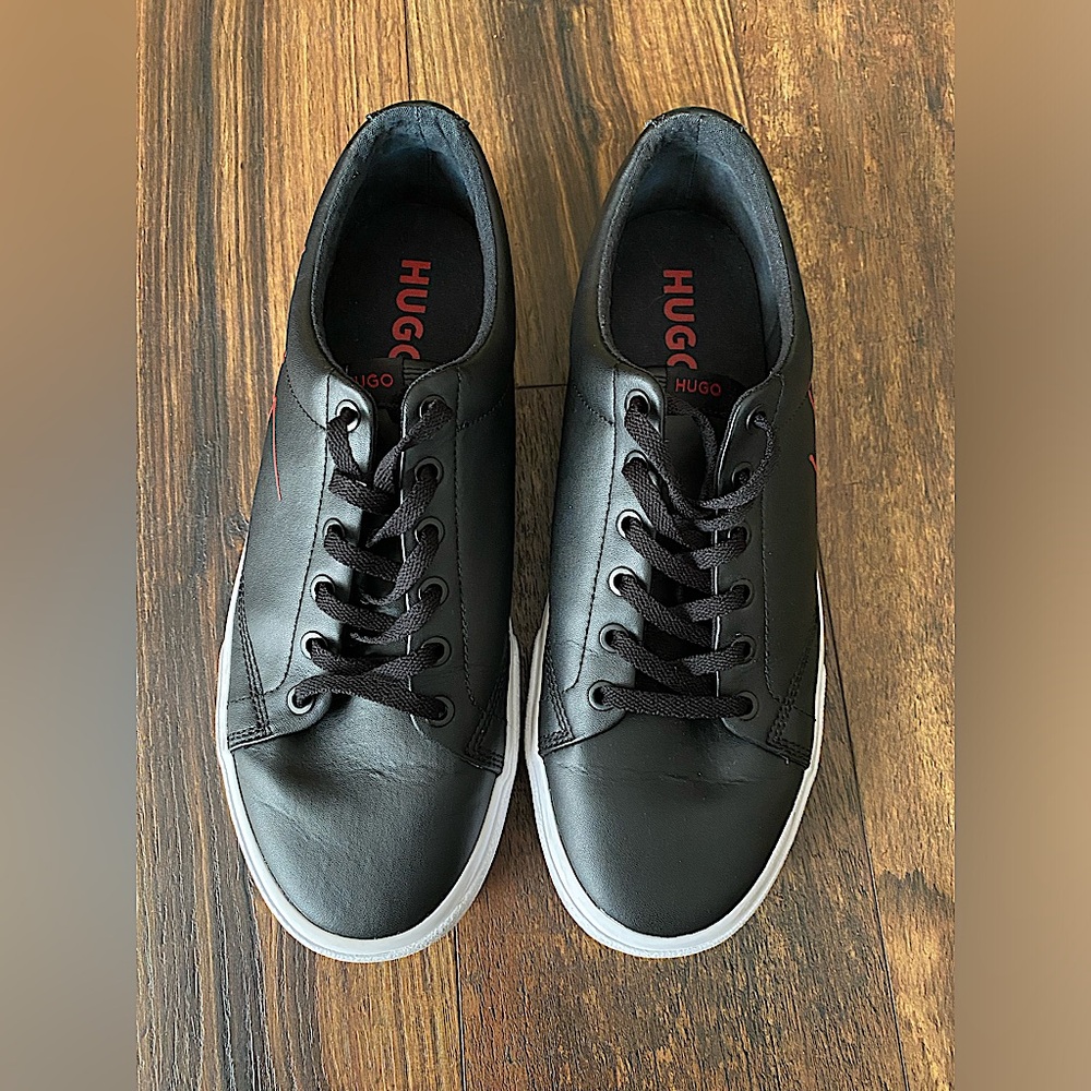 Hugo men’s size 43 (9.5) shoe